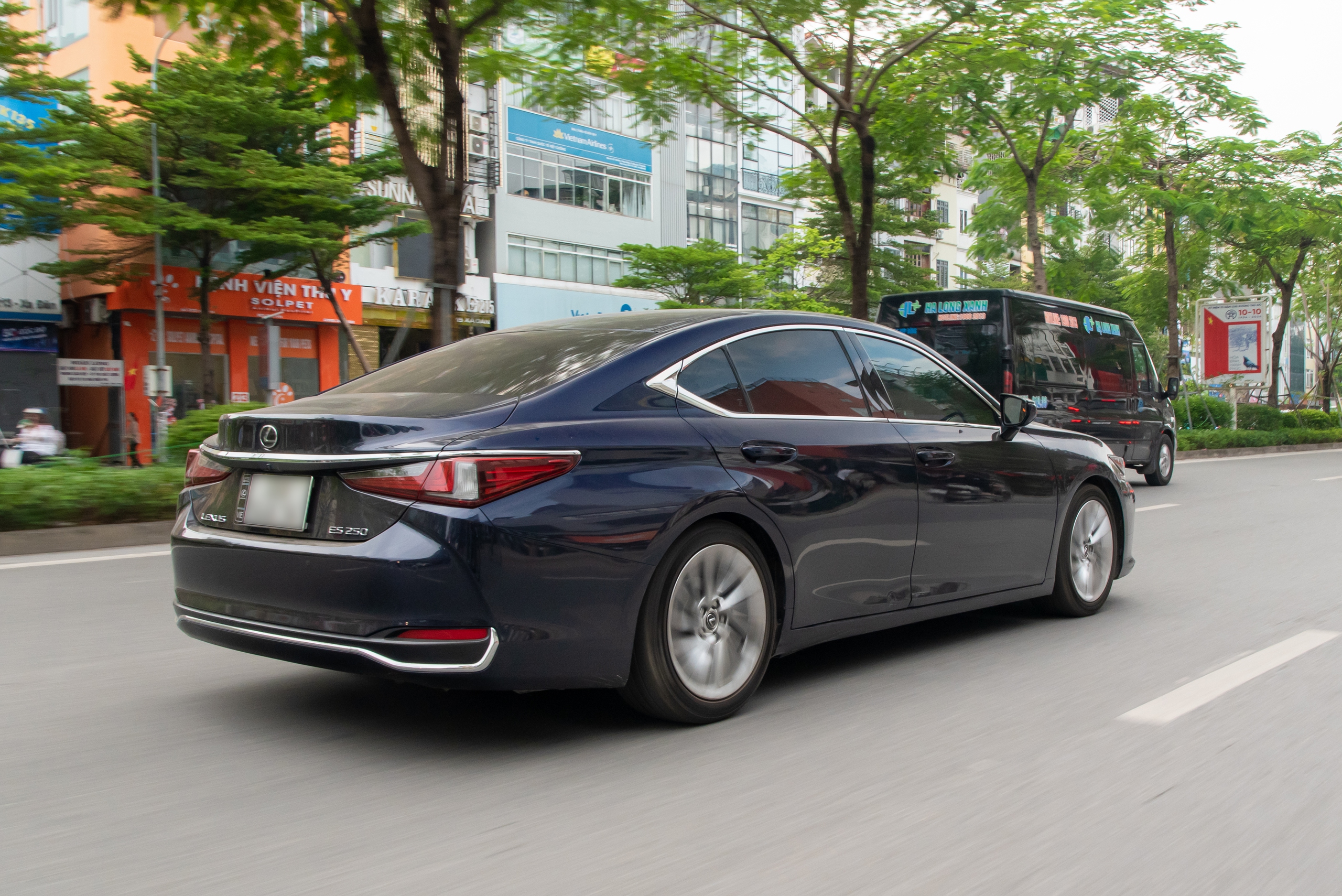 Xem Porsche rồi chốt Lexus ES là ô tô đầu đời, chủ xe chia sẻ: ‘Thích nhất không có nghĩa là đáng mua nhất’- Ảnh 16.