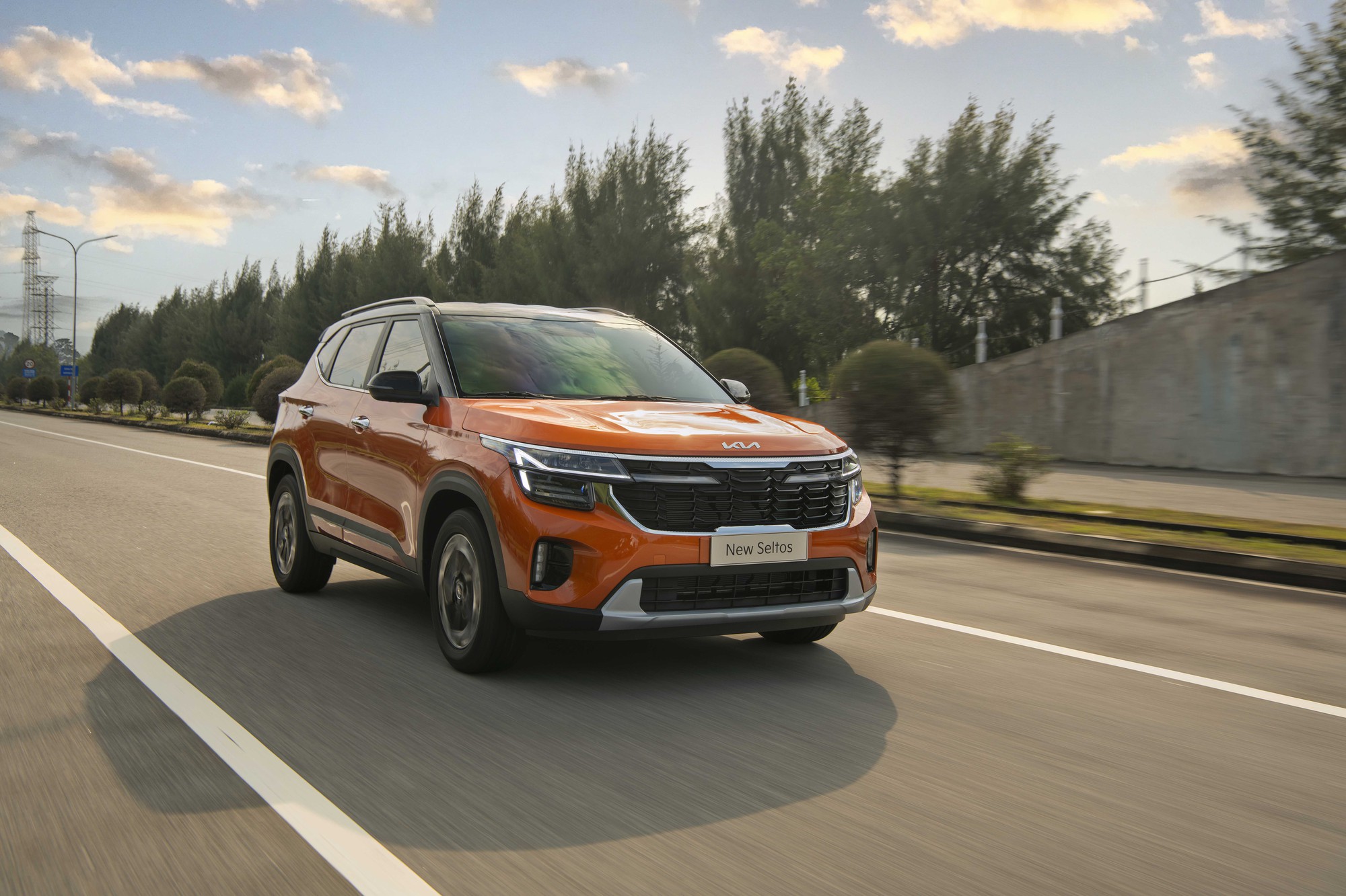 Kia Seltos mới tăng ưu đãi dịp cuối năm- Ảnh 1. Kia Seltos mới tăng ưu đãi dịp cuối năm- Ảnh 1.