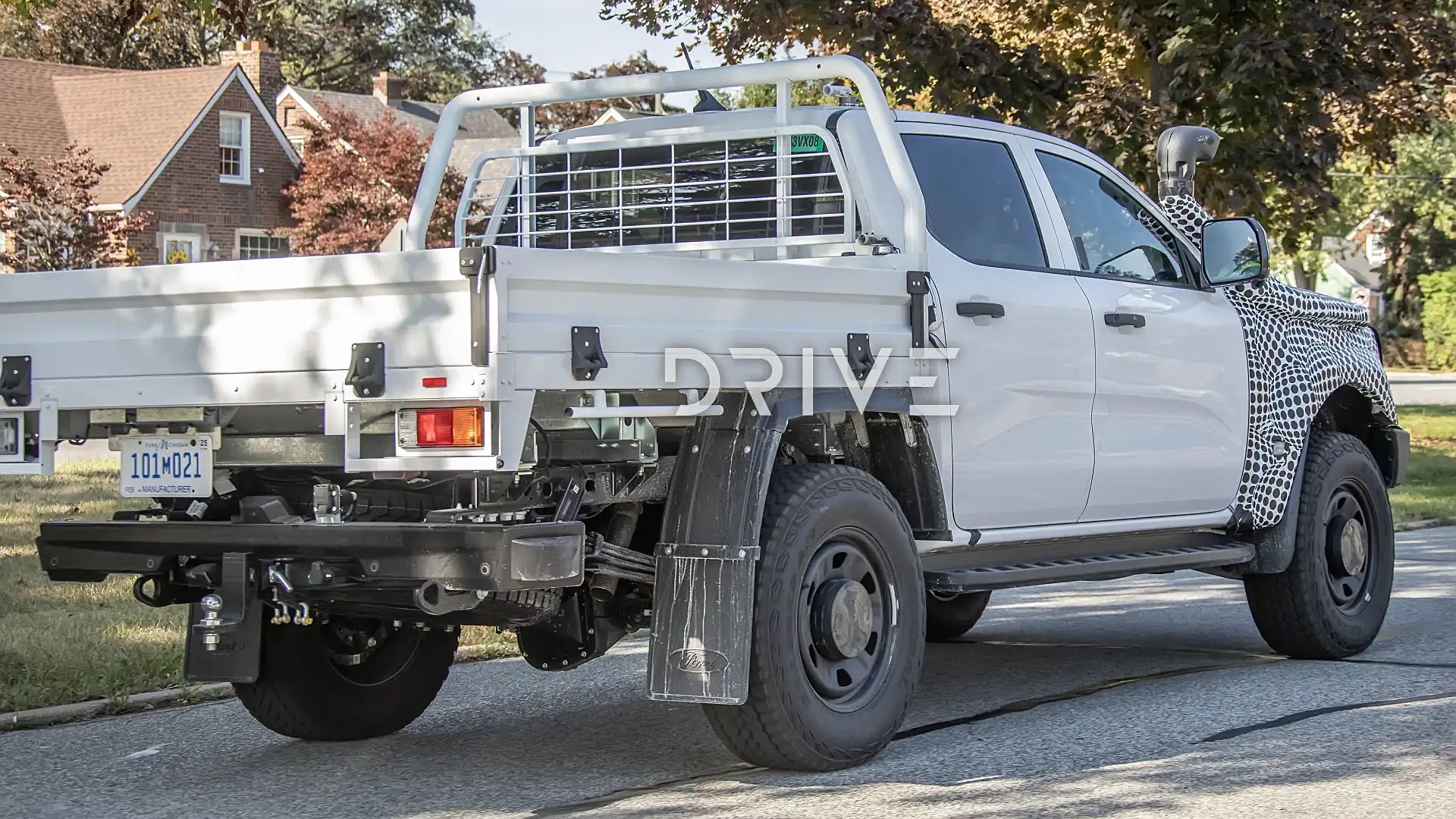 Ford Ranger Super Duty lộ ảnh: Nhiều chi tiết lớn hơn, thùng sau thiết kế chuyên chở hàng, ra mắt cuối năm sau- Ảnh 3.