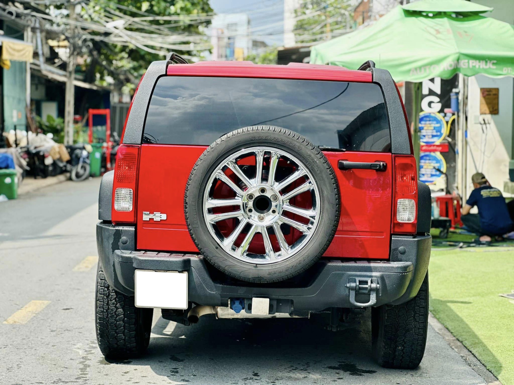 Hàng hiếm Hummer H3 sau 20 năm vẫn có giá ngang Santa Fe ‘đập hộp’: Đã độ màn hình, âm thanh hơn 100 triệu- Ảnh 7.