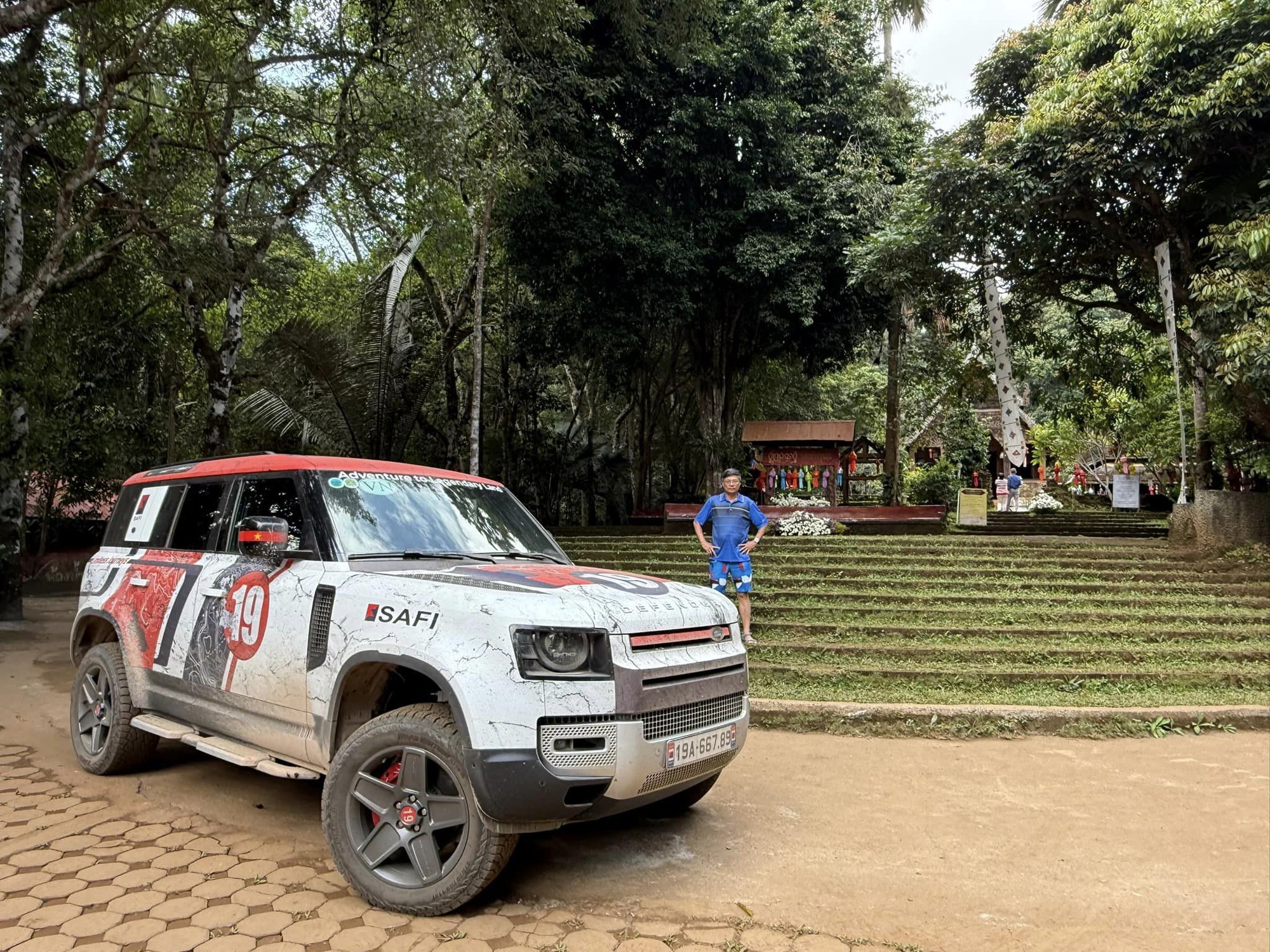 Chủ xe Defender lái 7.000km xuyên Việt Nam - Thái Lan: ‘Chạy địa hình sướng, có đoạn vượt 4.000 khúc cua, vẫn còn điểm bất tiện’- Ảnh 7.