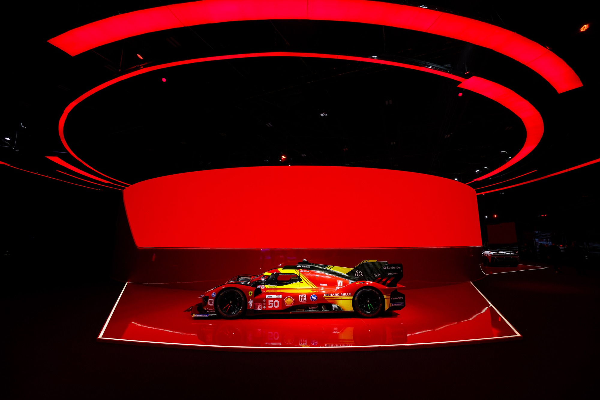 Universo Ferrari 2024 - Triển lãm siêu xe ‘đẹp không góc chết’- Ảnh 8.