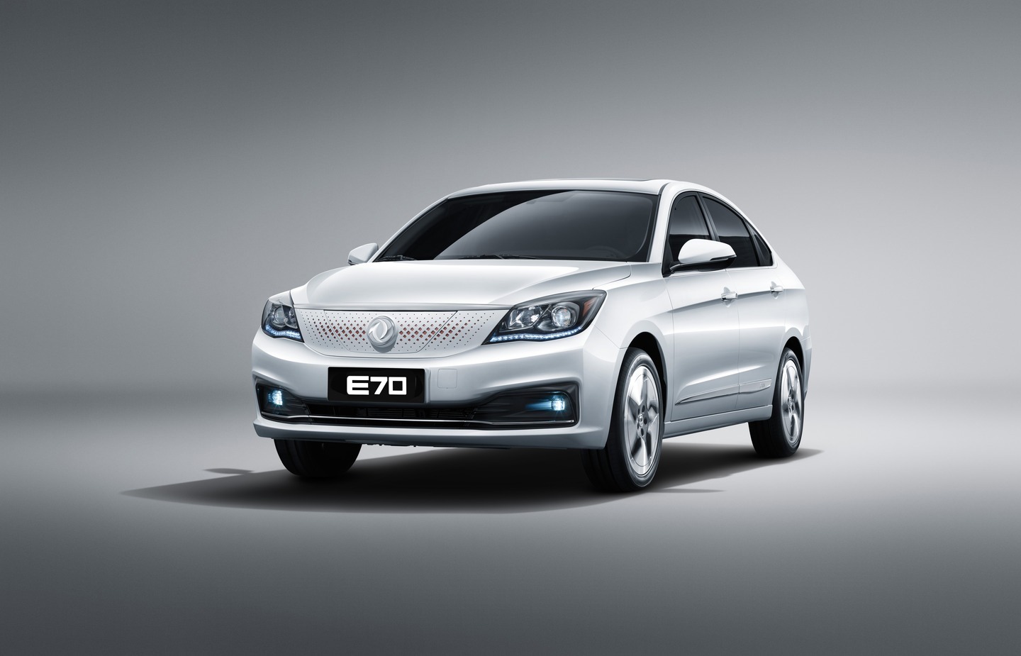 Dongfeng trở lại Việt Nam: Mang đủ xe từ xăng, hybrid, điện, ra mắt ngay tháng này- Ảnh 5.