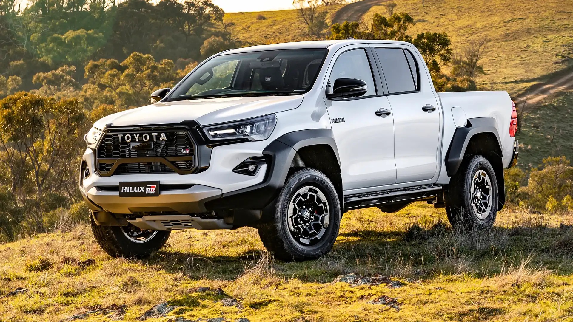 Dự đoán Toyota Hilux thế hệ mới: Khung gầm cũ, ra mắt chậm hơn dự kiến, tự tạo thế khó trước Ford Ranger- Ảnh 3.