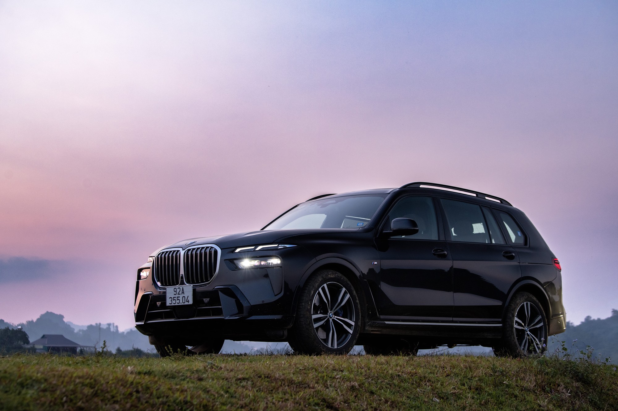 Sắm xe BMW thời điểm này nhận ưu đãi lên tới hơn 300 triệu đồng- Ảnh 1. Sắm xe BMW thời điểm này nhận ưu đãi lên tới hơn 300 triệu đồng- Ảnh 1.