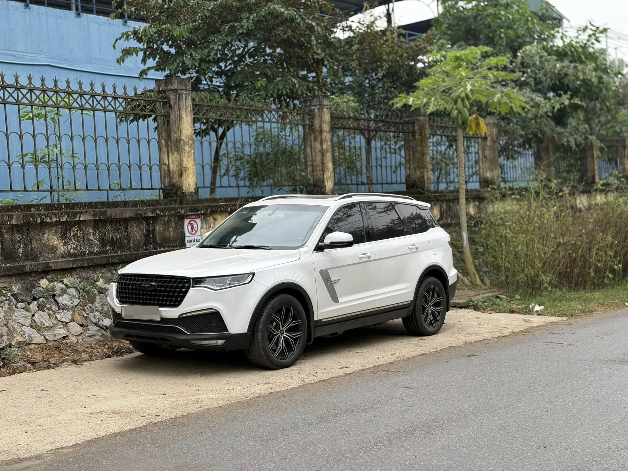 Nhiều hãng xe Trung Quốc từng đột ngột bỏ rơi khách Việt: Lifan, Beijing, Zotye đi không hẹn ngày về, Haima, BYD trở lại nhưng còn vấn đề, chủ xe 'coi như bỏ tiền mua trải nghiệm'- Ảnh 4.