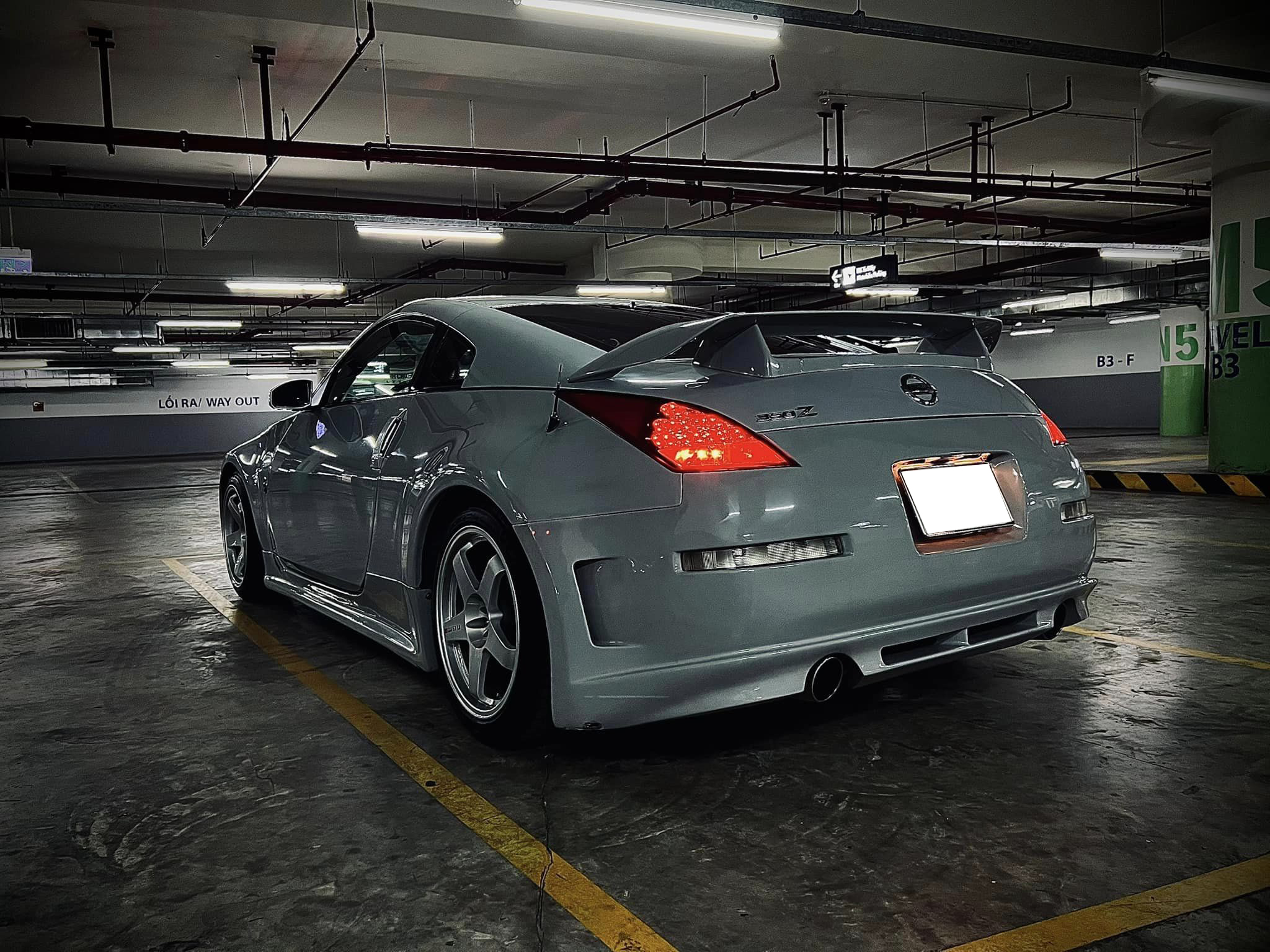 Nissan 350Z bán lại sau 13 năm vẫn có giá gần 1 tỷ đồng, người bán chia sẻ: 'Xe gần như zin hoàn toàn' - Ảnh 2.