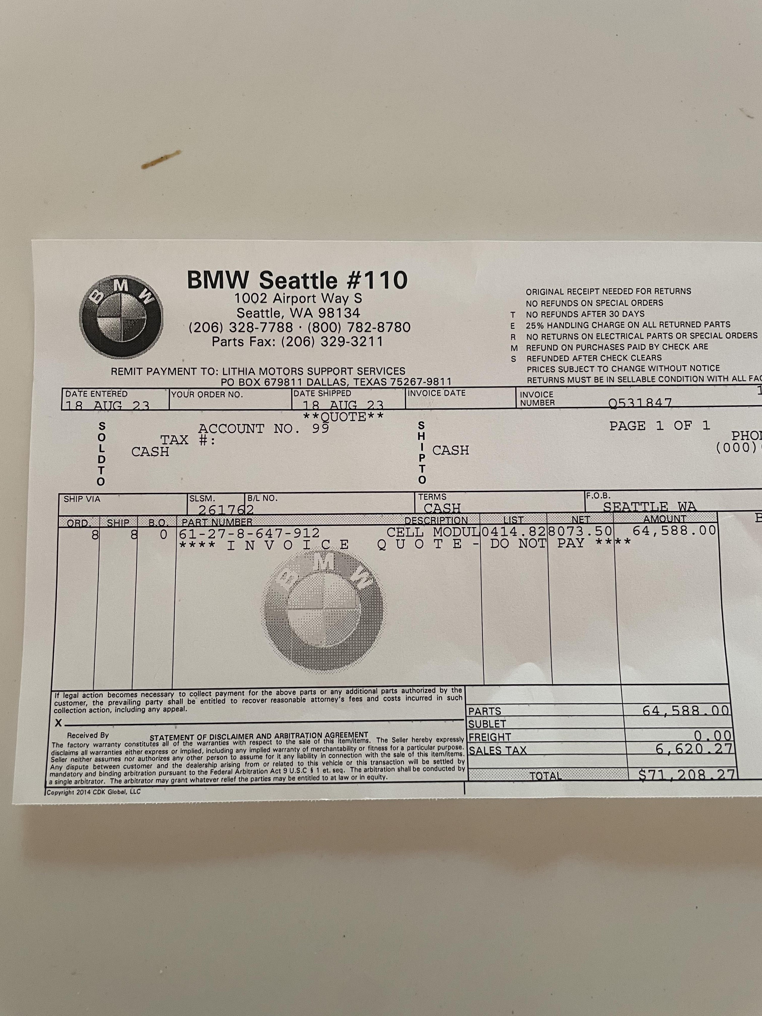 Thay pin xe điện BMW tốn của chủ xe 1,7 tỷ đồng, đắt hơn cả giá xe - Ảnh 2.