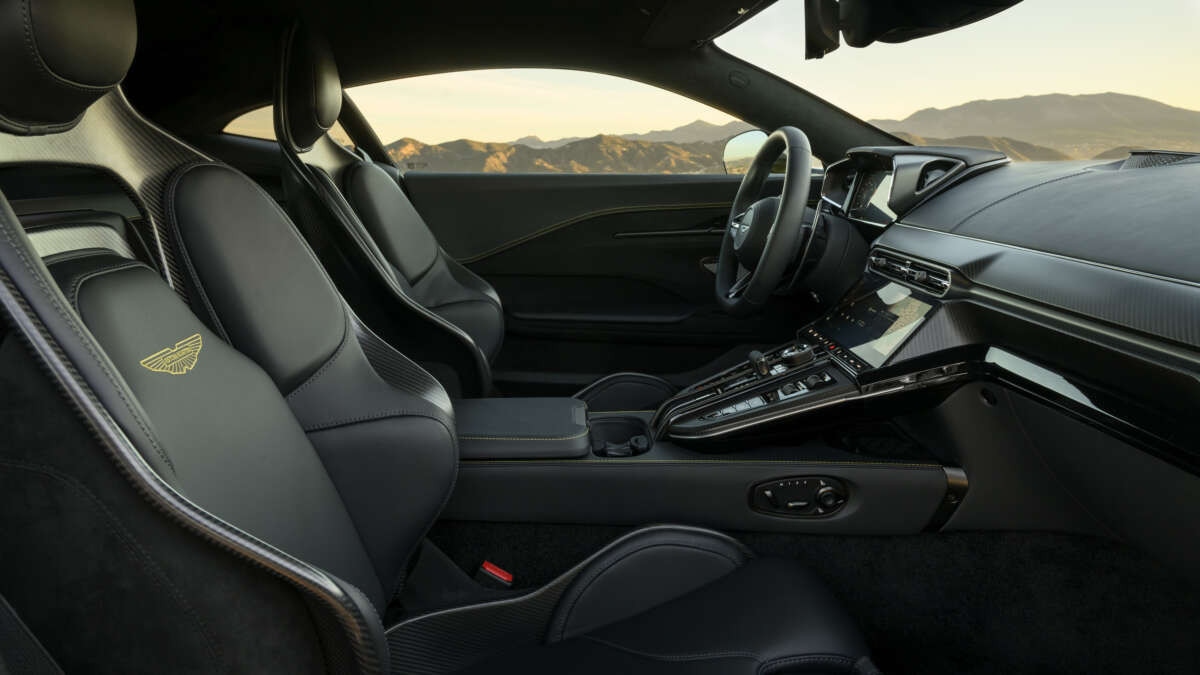Aston Martin Vantage 2024 chính thức ra mắt, công suất hơn 650 mã lực - Ảnh 12.