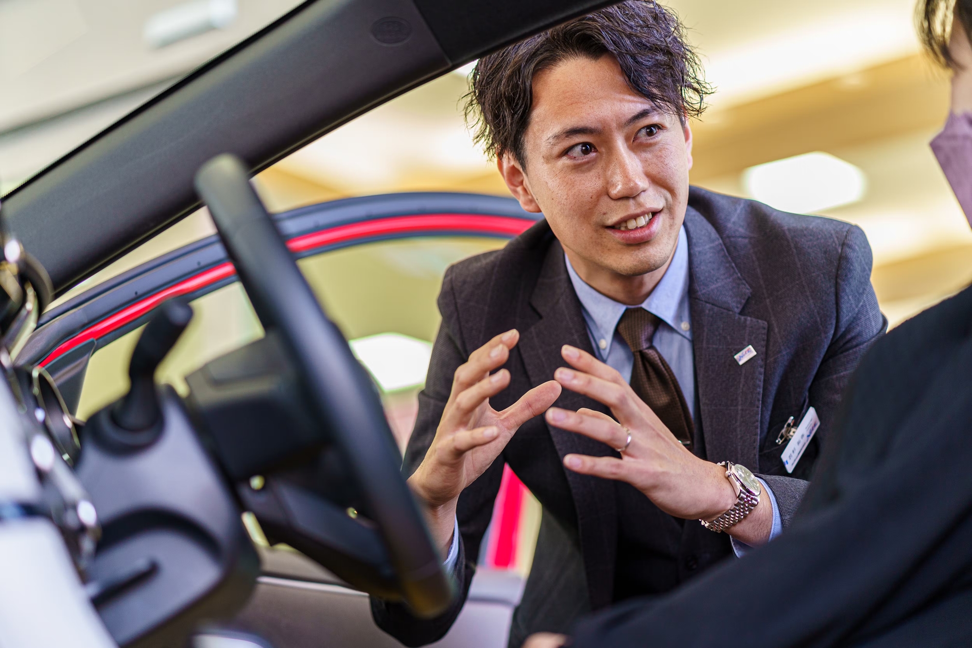 Chuyện kể của một sales Toyota: 'Không chèo kéo khách nhưng luôn là người bán hàng giỏi nhất' - Ảnh 2.