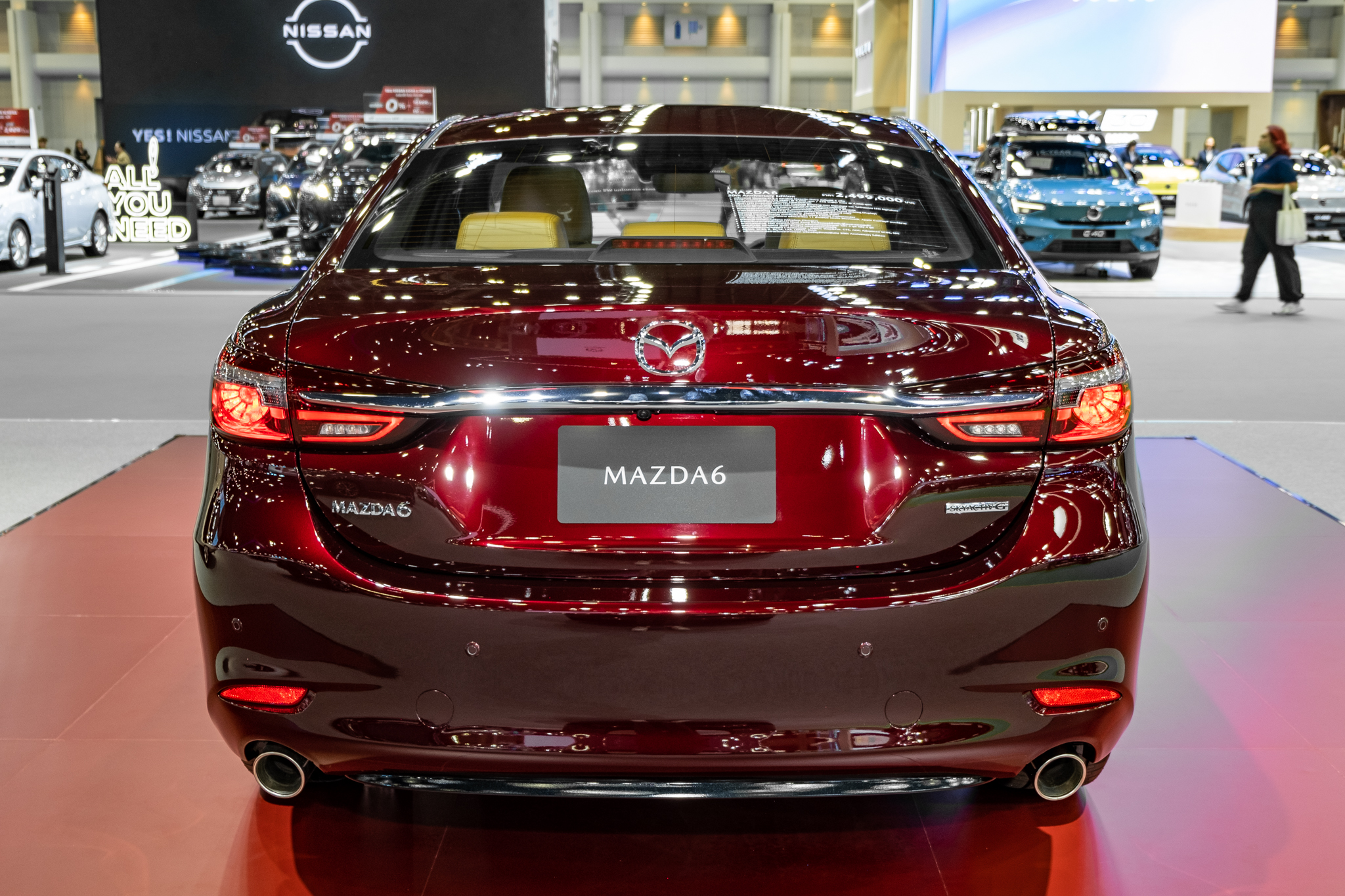 Chi tiết Mazda6 phiên bản kỷ niệm 20 năm: Đắt ngang Mercedes C-Class, nhiều chi tiết được thửa riêng - Ảnh 10.
