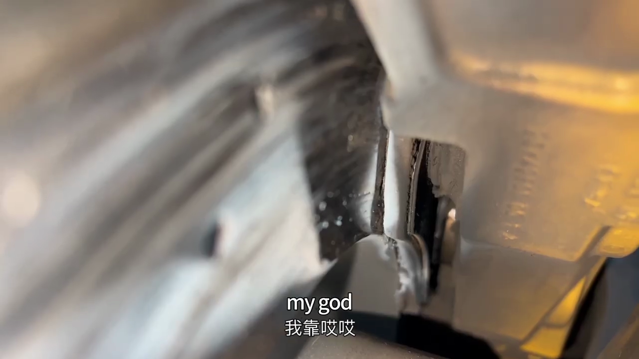 Xe điện Xiaomi SU7 tiếp tục gặp tai nạn, lần này trên trường đua- Ảnh 10.
