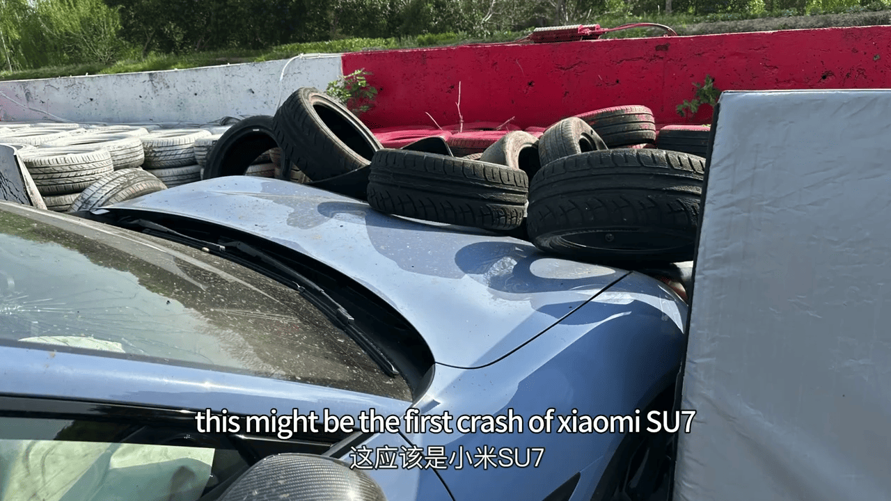 Xe điện Xiaomi SU7 tiếp tục gặp tai nạn, lần này trên trường đua - Ảnh 4.