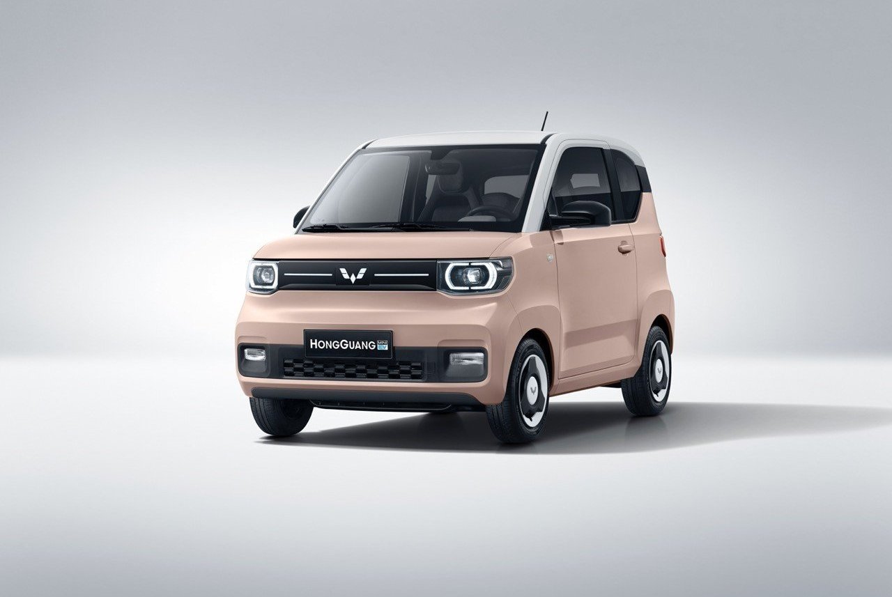 Giá rẻ hơn cả Honda SH, thiết kế cực kỳ trẻ trung, bắt mắt: Wuling mini EV gặp 