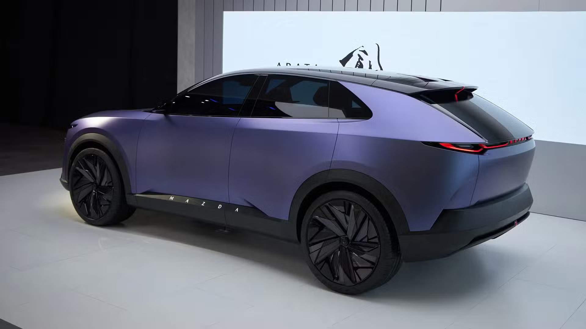 Ra mắt Mazda Arata Concept - SUV thuần điện ngang cỡ Mazda CX-5, chạy hơn 600km/sạc- Ảnh 3.
