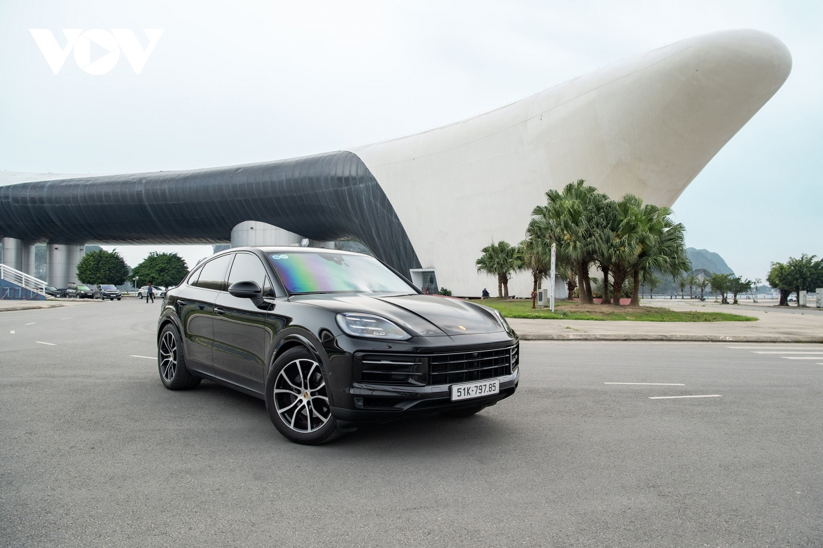 Đánh giá Porsche Cayenne Coupe 2024: Êm ái, đa dụng và sắc bén - Ảnh 6.