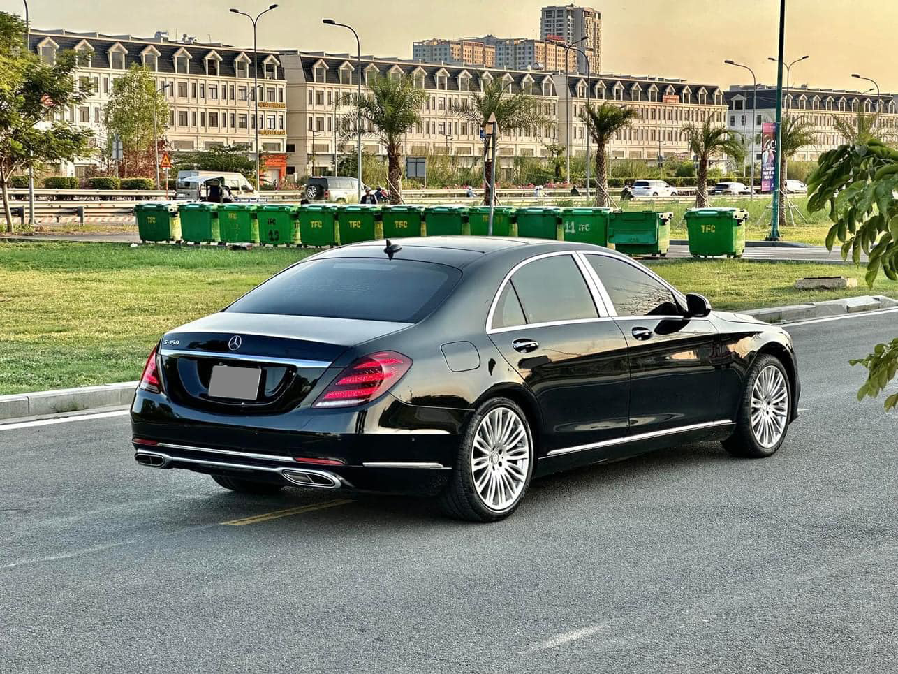 Có hơn 1,3 tỷ muốn ‘chơi’ Mercedes S-Class độc đáo thì đây là lựa chọn tham khảo: Độ Maybach tốn tiền tỷ, nội thất phong cách Hermes- Ảnh 3.