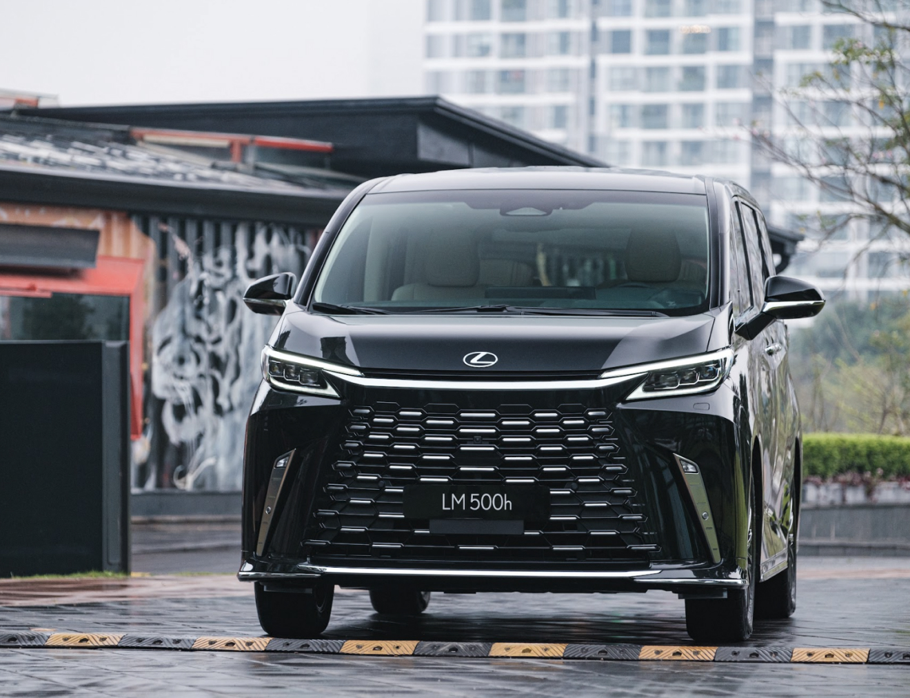 Trải nghiệm ‘khoang hạng nhất di động’ Lexus LM 2024: Khi người Nhật làm MPV hạng sang, đó không chỉ là sự xa xỉ thuần tuý- Ảnh 16.