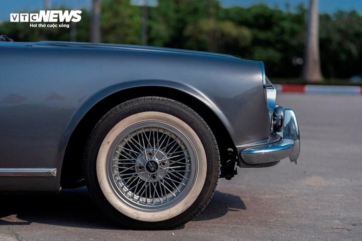 Datsun Fairlady 1969 được trả giá 1,7 tỷ, chủ xe Hà Nội kiên quyết không bán - Ảnh 5.
