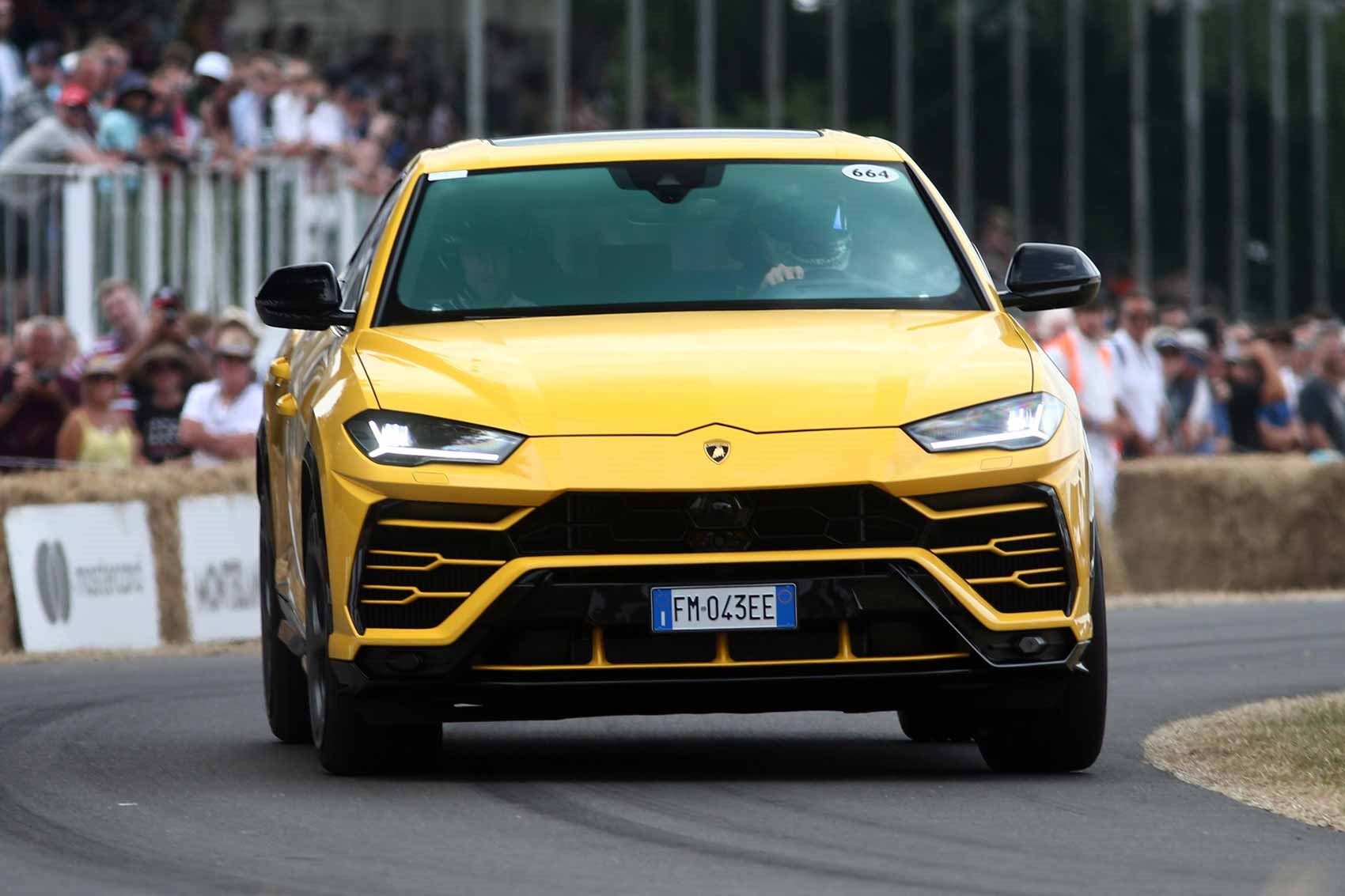 Một chi tiết nhỏ này khiến Lamborghini Urus bị bật nắp ca-pô khi chạy ở tốc độ cao, các chủ xe đời 2023-2024 cần đặc biệt chú ý- Ảnh 2.