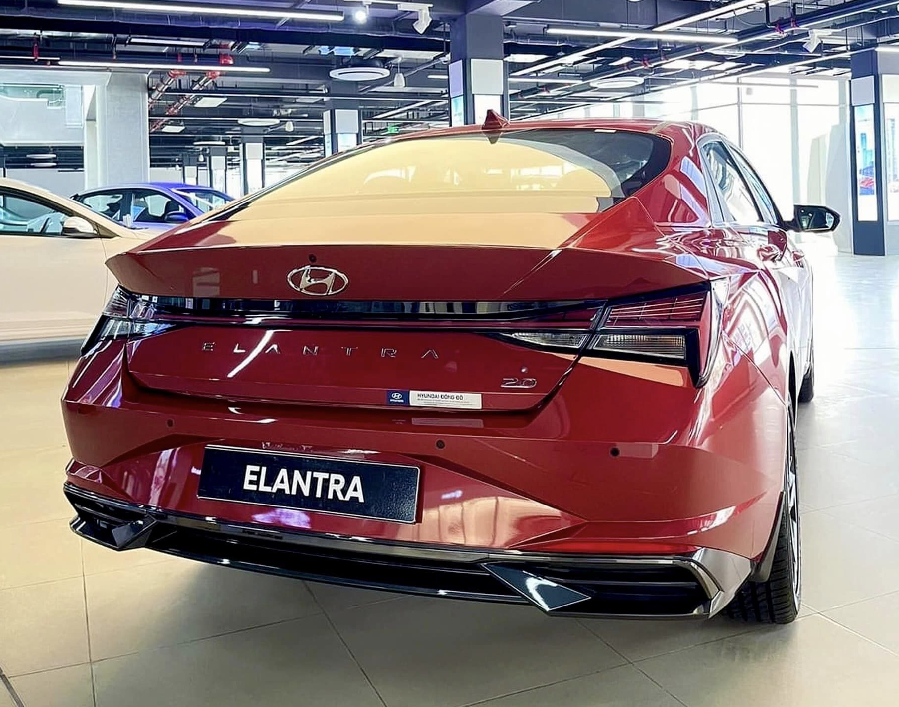 Hyundai Elantra giảm giá tới 125 triệu tại đại lý: Bản cao cấp còn hơn 600 triệu, đấu Civic với giá chỉ ngang City- Ảnh 6.