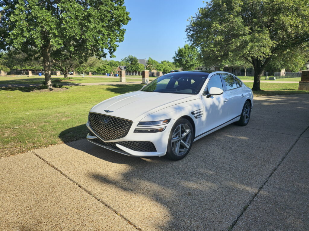 Genesis G80 bị hỏng nặng vì đổ thừa dầu, chủ xe chán đổi chiếc khác vẫn không ưng, quyết lên đời thẳng Lexus GX 550- Ảnh 4.