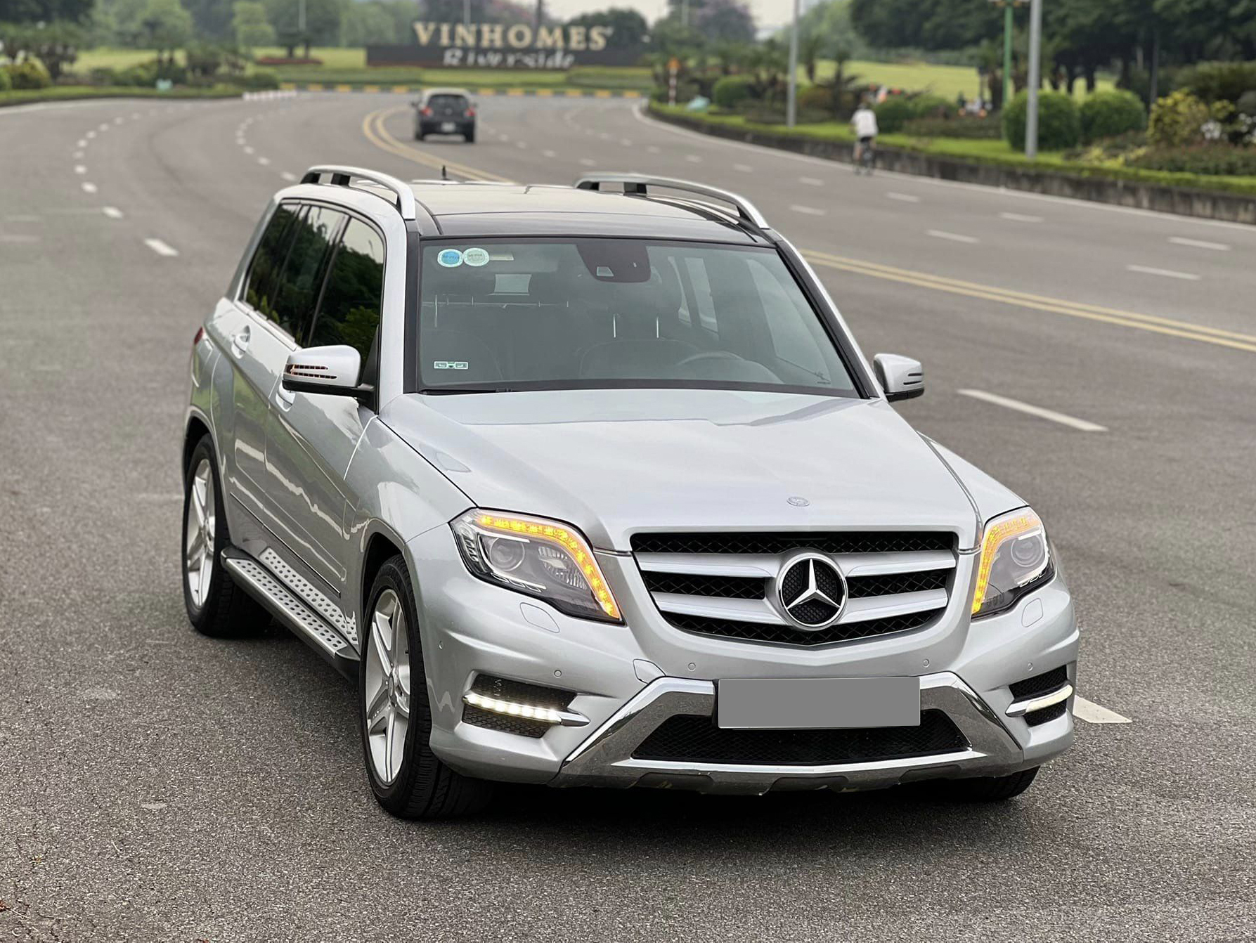 Chưa đến 600 triệu đã có Mercedes-Benz GLK mà 'cả Việt Nam chỉ có hơn 10 chiếc', nhưng đây sẽ là những điều bạn phải đánh đổi- Ảnh 2.