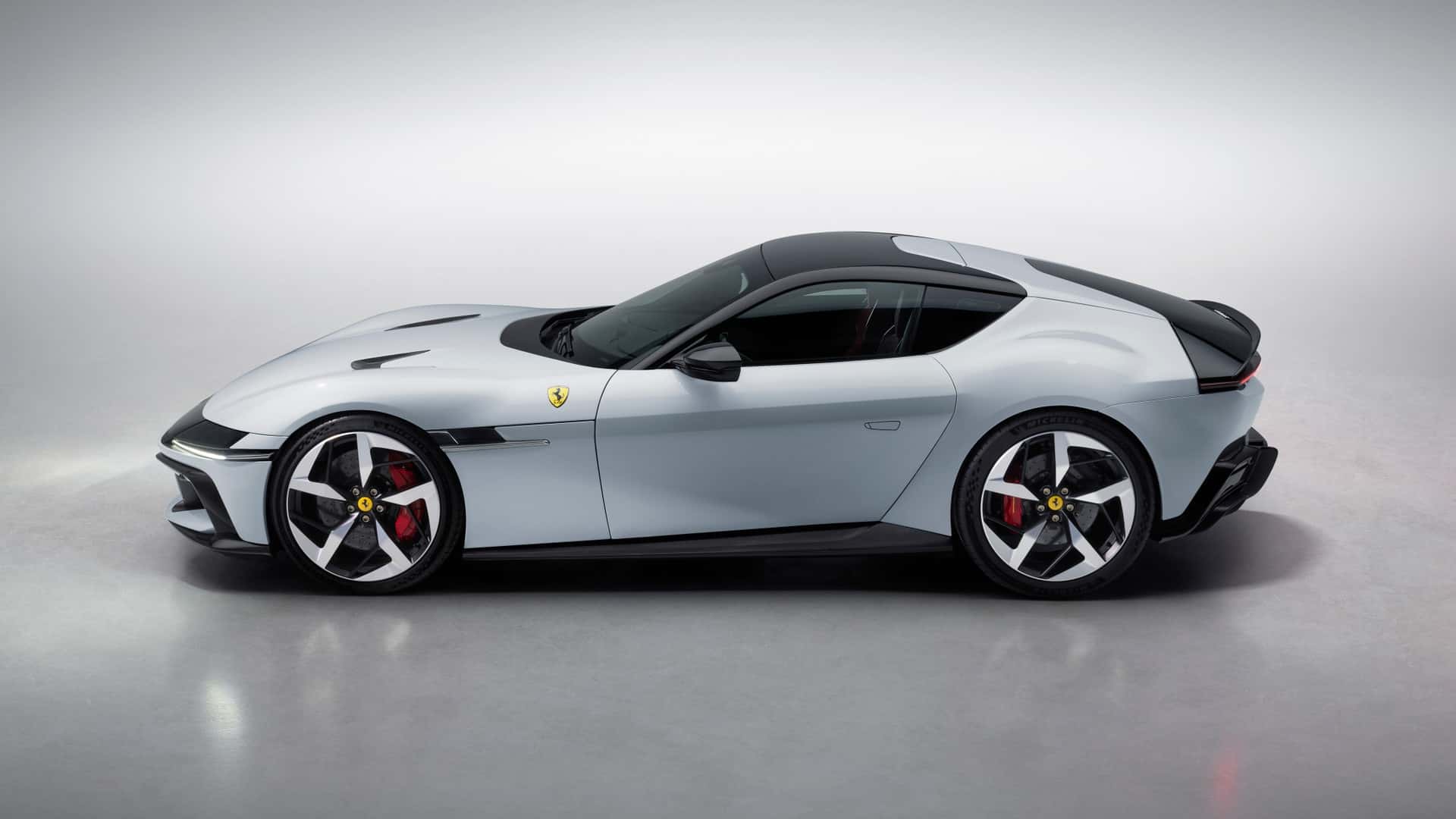 Ferrari 12Cilindri ra mắt: Kế nhiệm 812 Superfast, có nhiều điều chưa từng có- Ảnh 19.