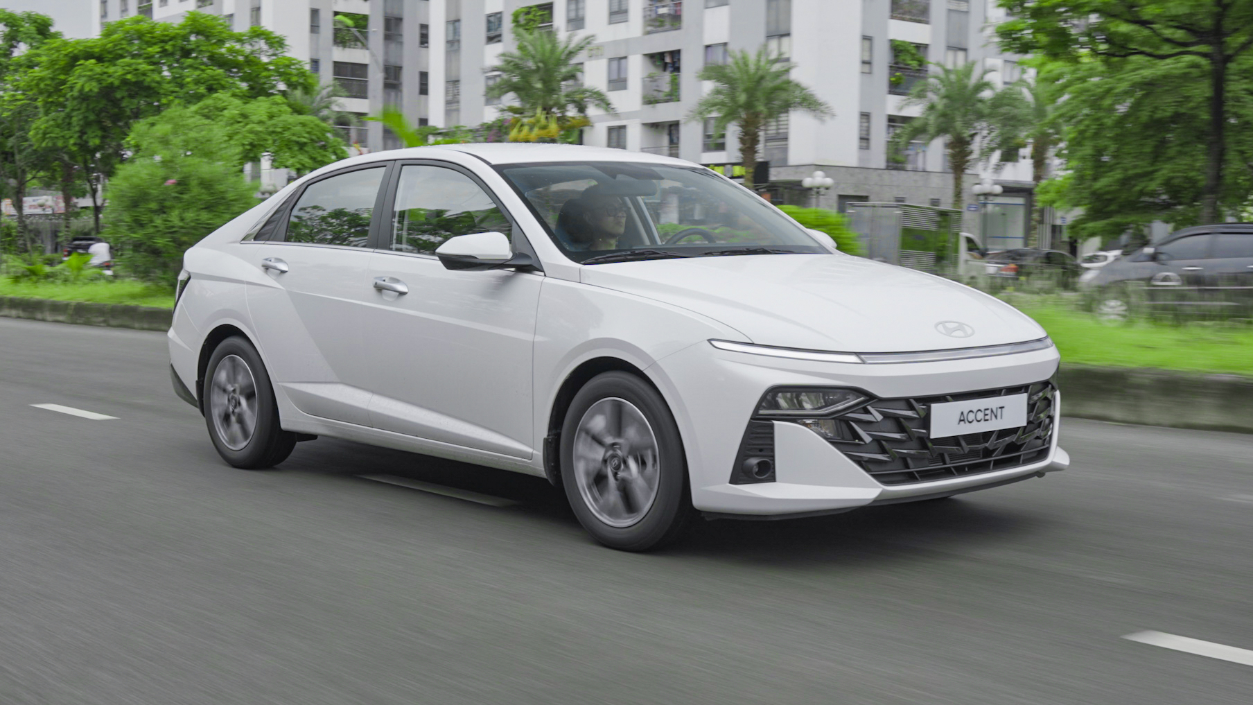 Đánh giá nhanh Hyundai Accent 2024 bản cao nhất: Thay đổi toàn diện, ăn điểm vận hành- Ảnh 21.