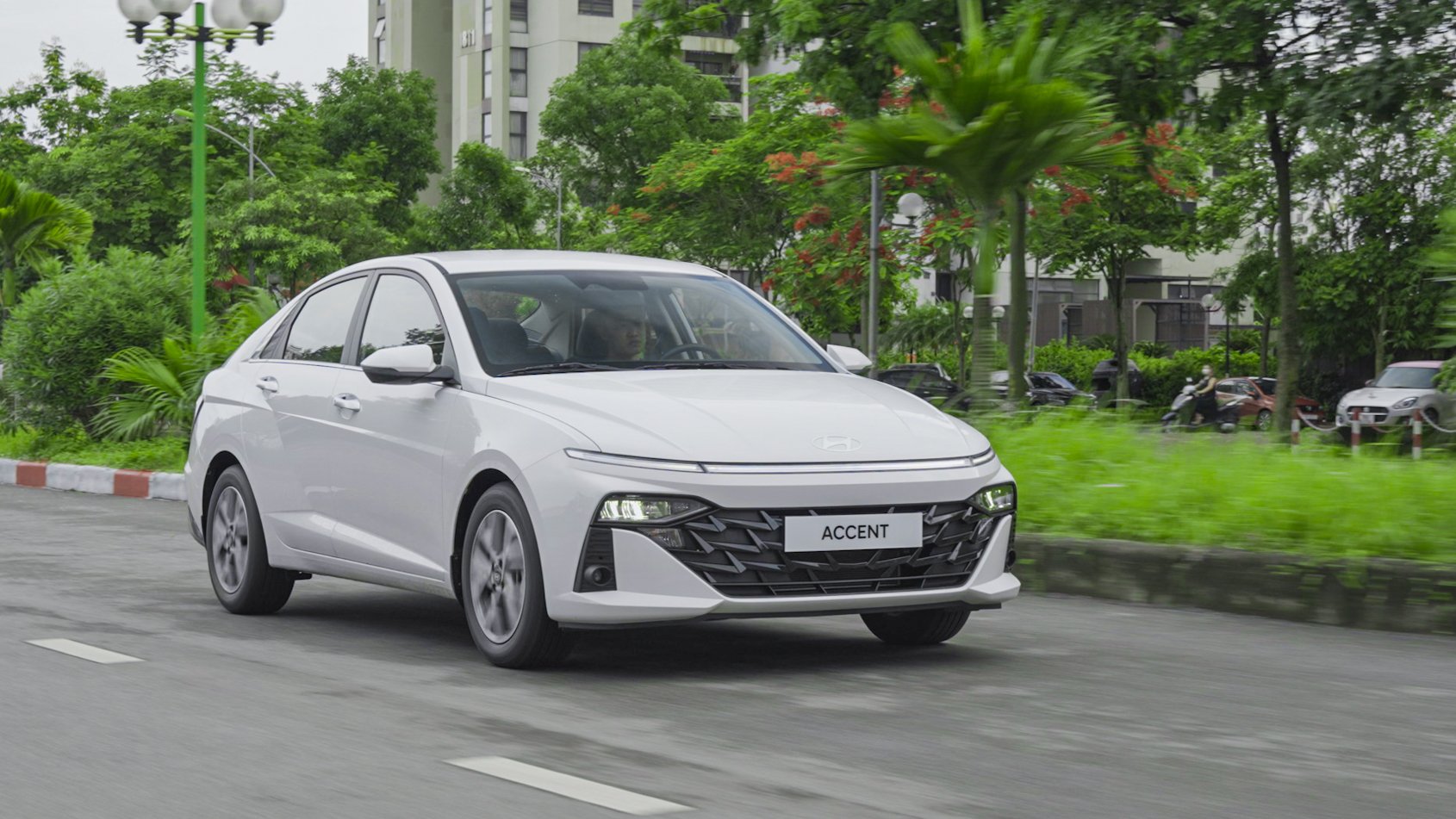 Đánh giá nhanh Hyundai Accent 2024 bản cao nhất: Thay đổi toàn diện, ăn điểm vận hành- Ảnh 24.