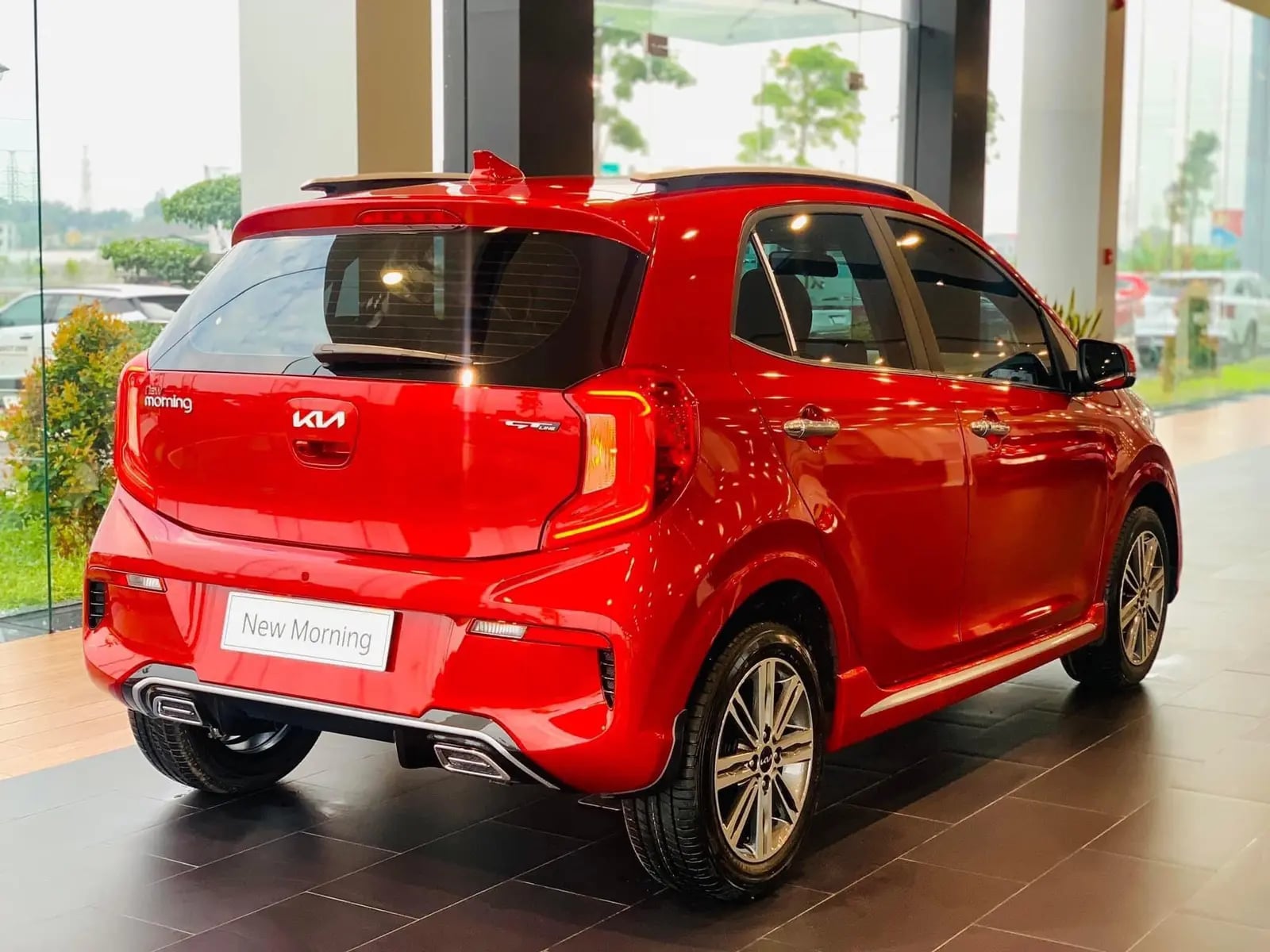 Chênh 11 triệu đồng, Hyundai Grand i10 và Kia Morning bản cao nhất hơn thua gì: Chọn an toàn hay thêm chút tiện nghi và sức mạnh động cơ- Ảnh 5.