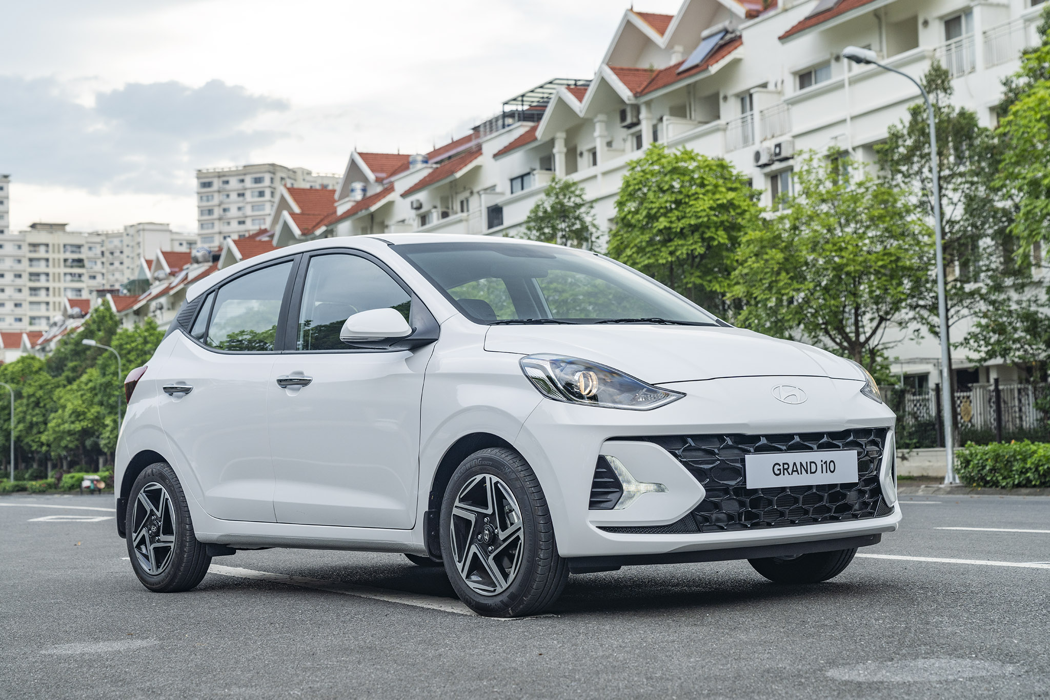 Hyundai Grand i10 2024 ra mắt Việt Nam: Giá không đổi từ 360 triệu đồng, có vài điểm mới cần biết- Ảnh 3.