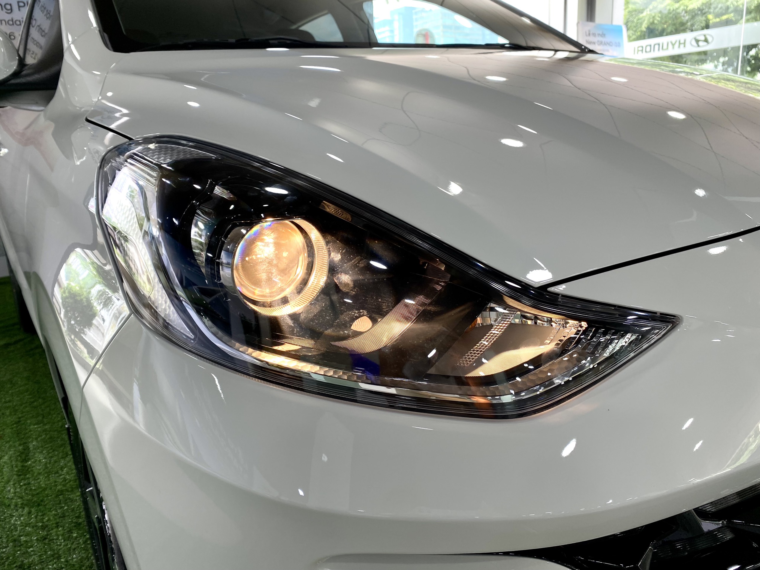 Ảnh thực tế Hyundai Grand i10 1.2AT hatchback giá 435 triệu đồng: Thấp hơn bản sedan 20 triệu đồng nhưng có ga tự động và đèn LED- Ảnh 5.