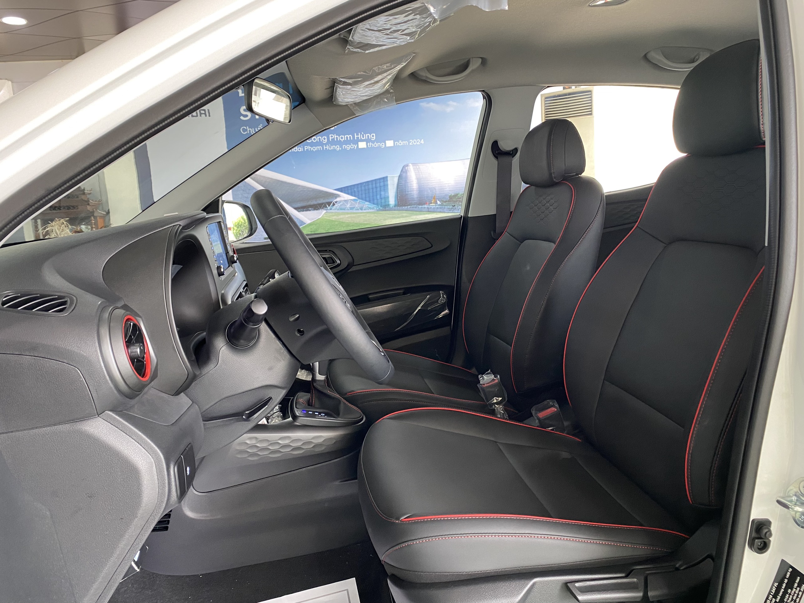 Ảnh thực tế Hyundai Grand i10 1.2AT hatchback giá 435 triệu đồng: Thấp hơn bản sedan 20 triệu đồng nhưng có ga tự động và đèn LED- Ảnh 22.
