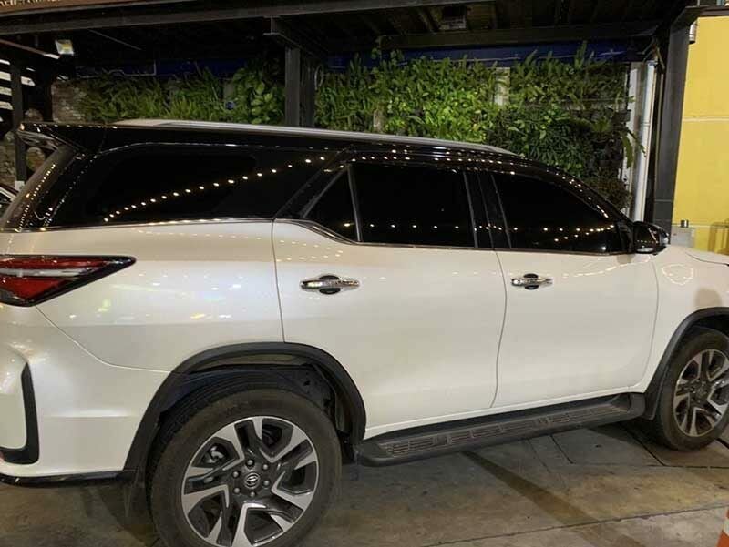 Vừa chuyển tiền mua xe Toyota Fortuner, người phụ nữ sốc nặng vì còn chưa kịp lái đi thì đã bị cướp- Ảnh 1.