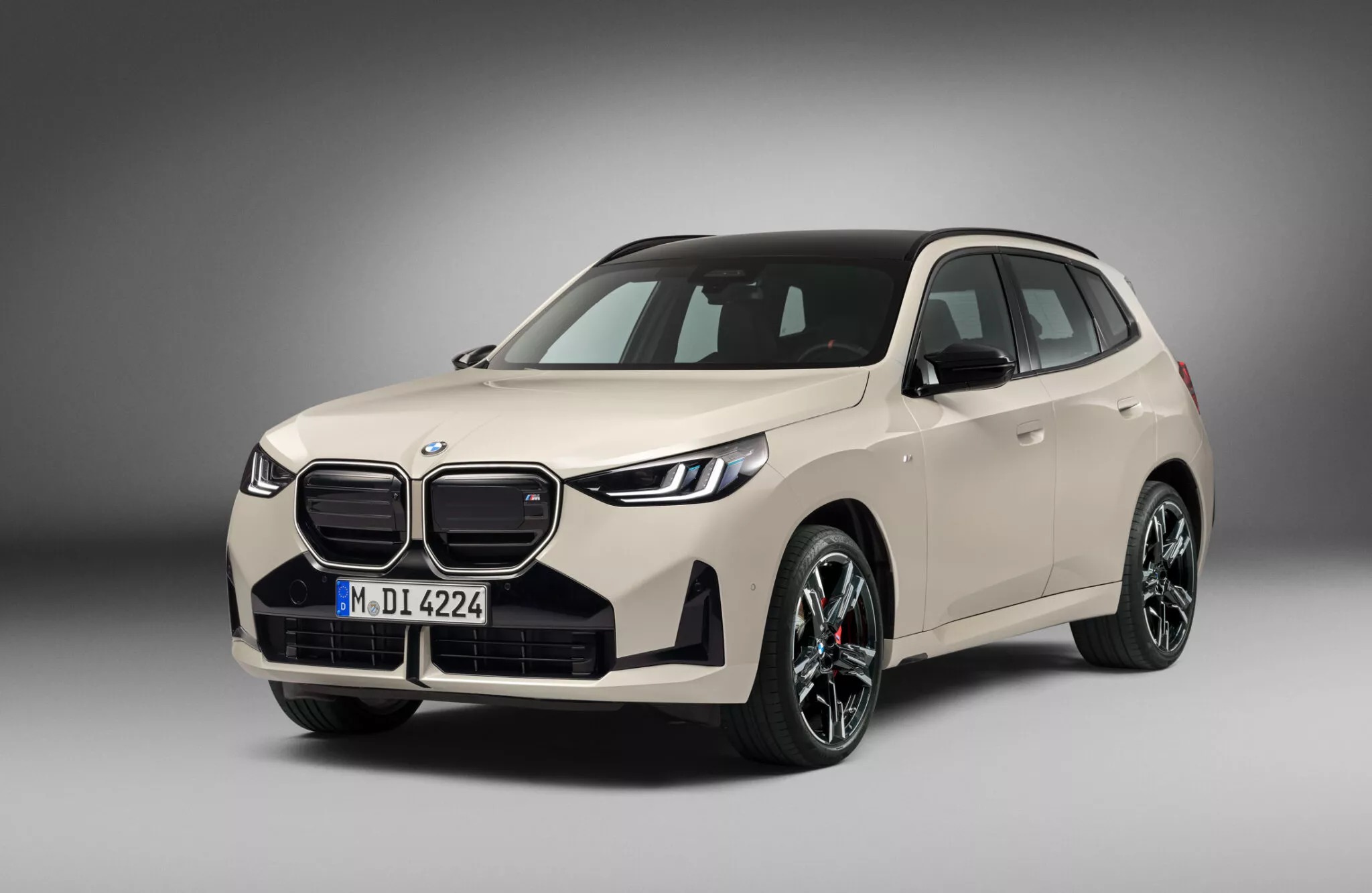 BMW X3 2025 ra mắt: Giá quy đổi từ hơn 1,2 tỷ đồng, thiết kế lột xác, màn hình cong khủng, động cơ mới mạnh hơn đấu GLC- Ảnh 6.
