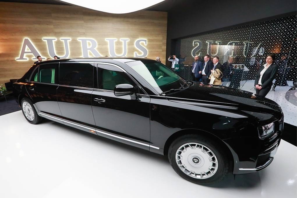 Cận cảnh chiếc limousine bọc thép thường được Tổng thống Putin mang theo khi công du nước ngoài- Ảnh 10.