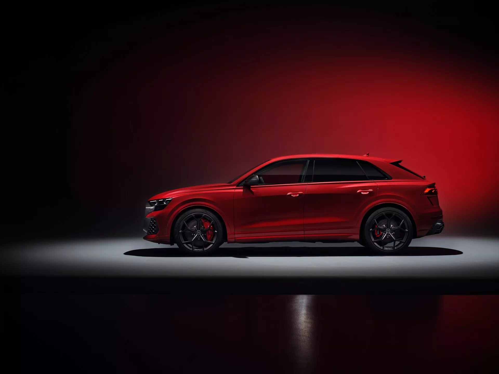 Audi RS Q8 2025 ra mắt: SUV mạnh nhất của hãng, chưa bán đã kịp lập kỷ ...