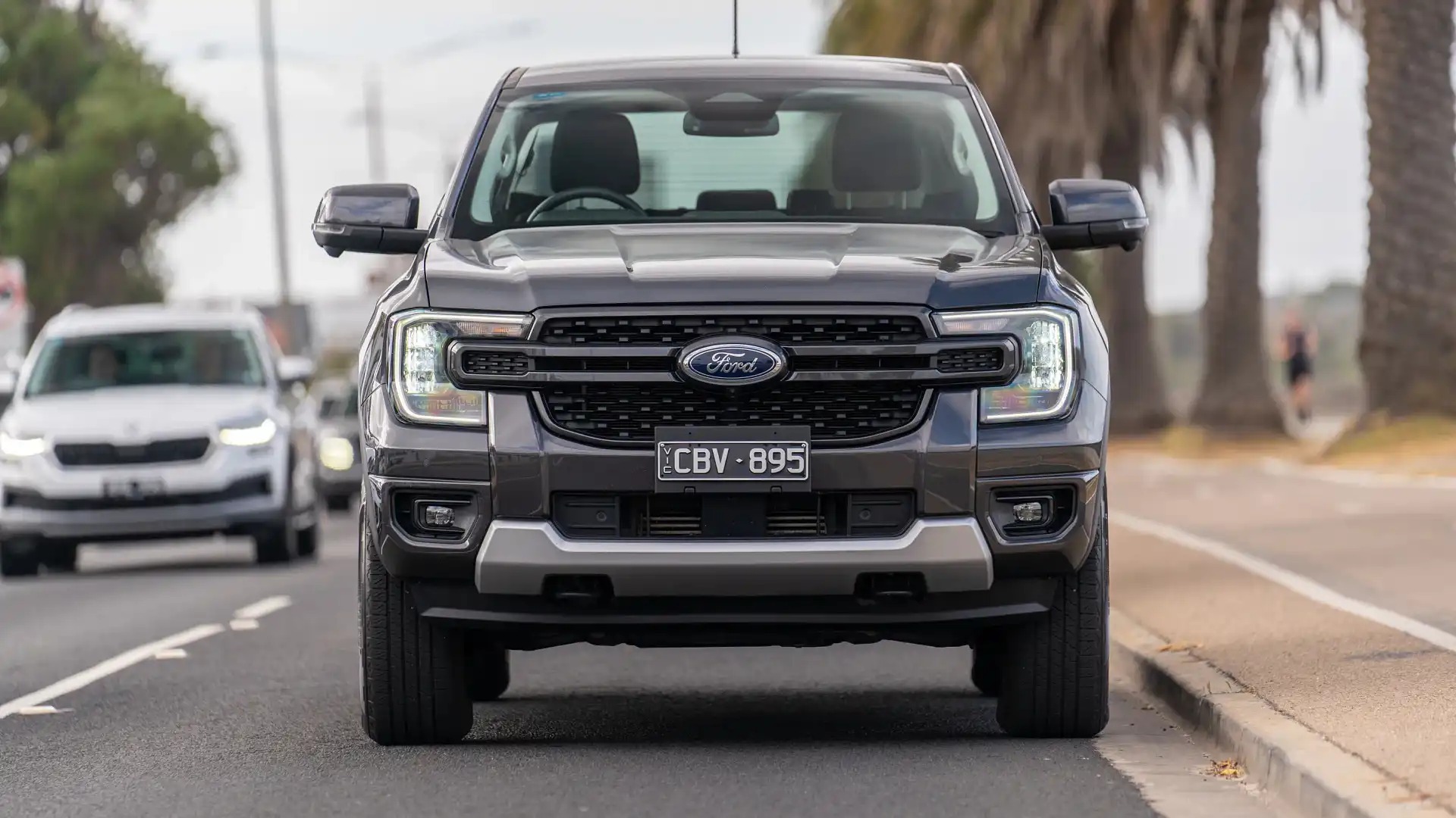 Dấu hiệu cho thấy Ford Ranger sắp có thêm bản chuyên chở hàng, khách Việt mê F150 mà không đủ tài chính có thể chọn mẫu xe này- Ảnh 2.