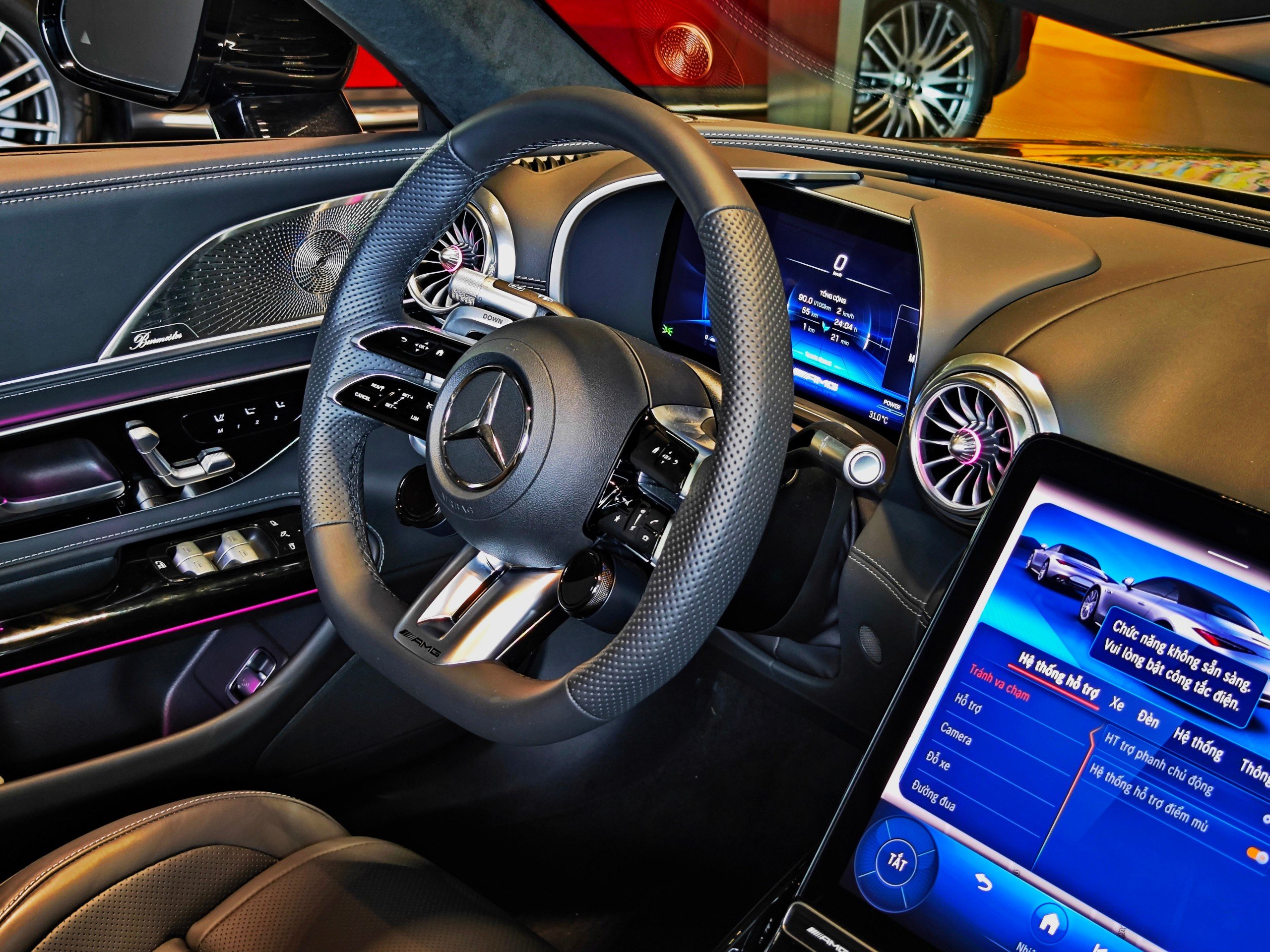 Chi tiết Mercedes-AMG SL 43 giá gần 7 tỷ đồng tại đại lý: Gói ngoại thất thể thao, nhiều công nghệ hiện đại đấu Porsche 911- Ảnh 9.