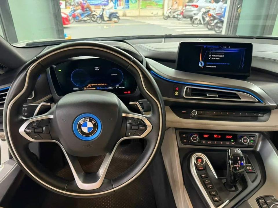 Hàng 'hot' một thời BMW i8 giá chỉ còn chưa đến 3 tỷ: Đã độ nhiều chi tiết, người bán cam kết 'bốn không'- Ảnh 4.