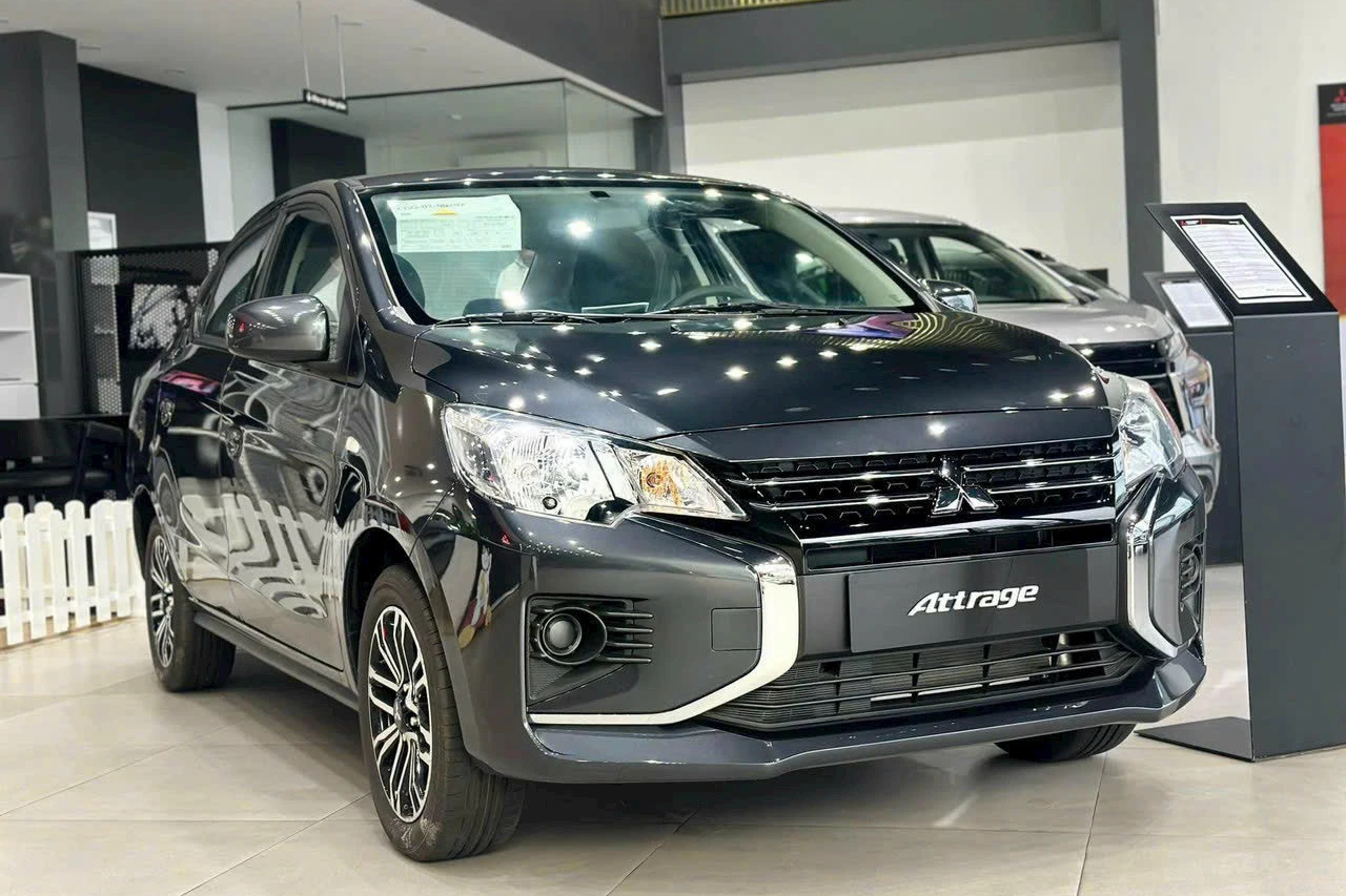 Khách Việt đỡ cả trăm triệu đồng tiền lăn bánh xe Mitsubishi tháng này: Nhiều mẫu được tặng 100% trước bạ, Xforce thêm 'option' miễn phí- Ảnh 2.