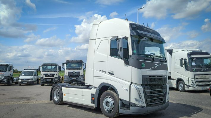 Thị trường xe tải Việt Nam có thể cán mốc 38.000 tỷ đồng sau 4 năm: Volvo, Mercedes đang là ‘trùm’, dễ có xe điện trong thời gian tới- Ảnh 2.