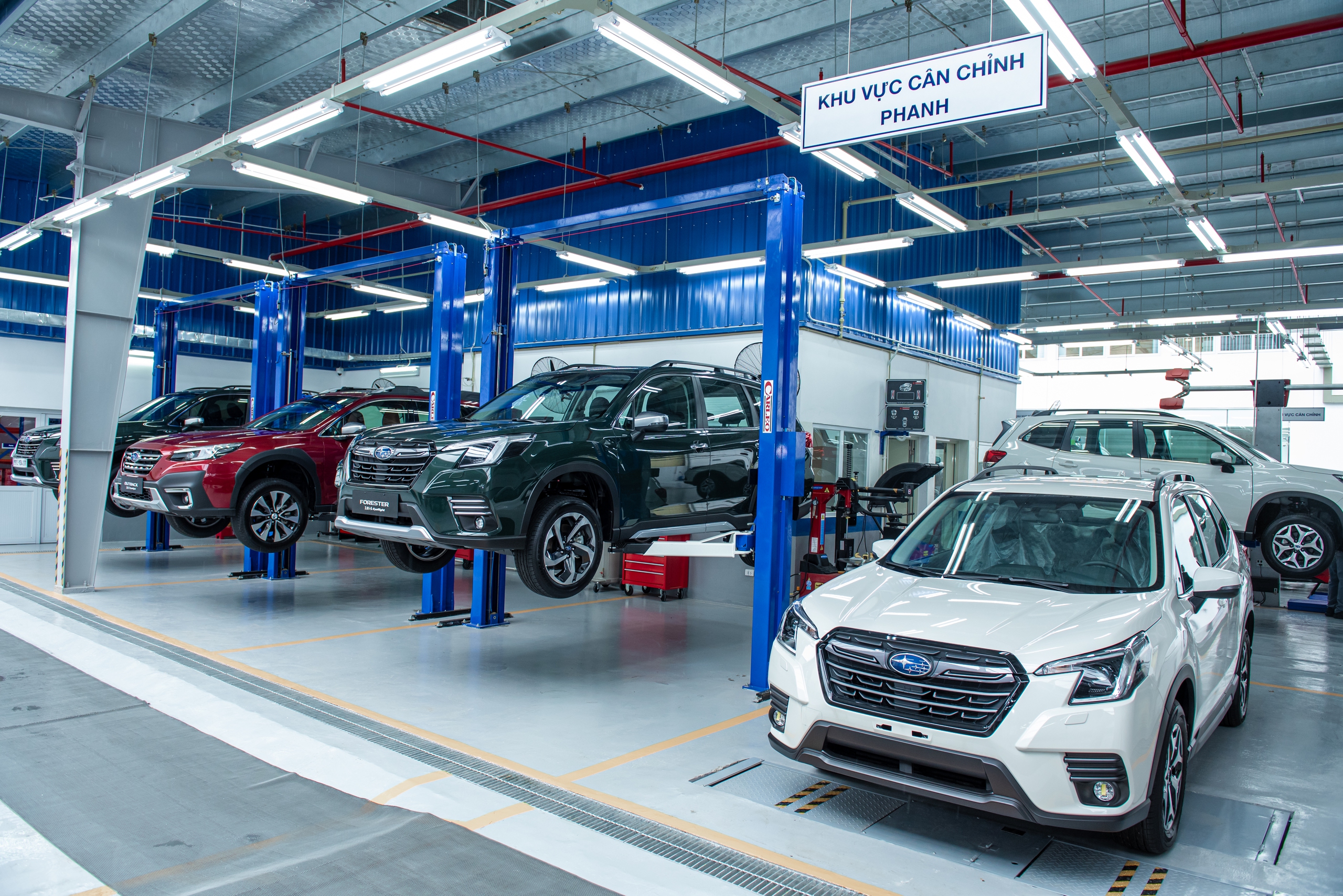 Subaru khai trương showroom lớn nhất Hà Nội: Rộng 3.500 m2, bảo dưỡng được 40 lượt khách mỗi ngày- Ảnh 3.