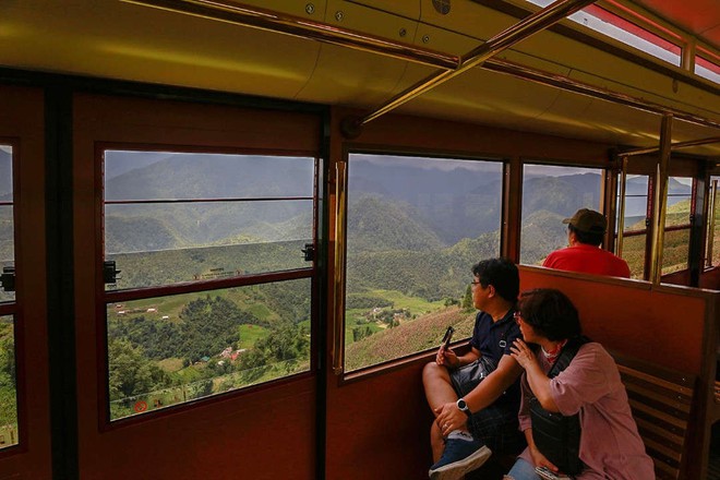 Chuyến tàu leo núi duy nhất ở miền Bắc: Từng đạt kỷ lục Việt Nam, du khách nhận xét như Thụy Sĩ thu nhỏ- Ảnh 6.