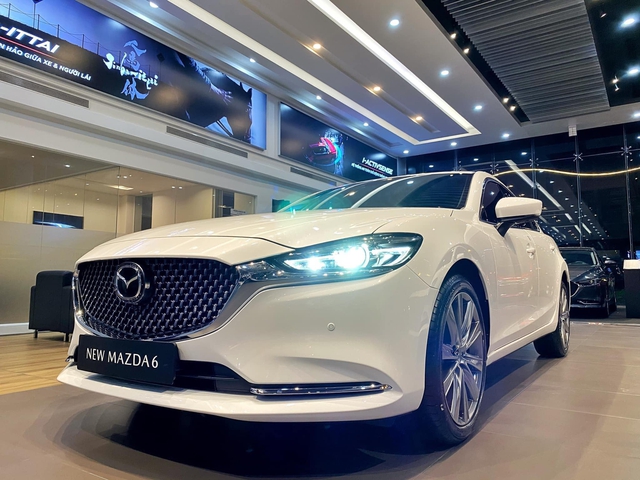 Mazda6 không bỏ bản 2.5L cao cấp nhất tại Việt Nam, tin đồn khai tử do... website lỗi hiển thị - Ảnh 4.