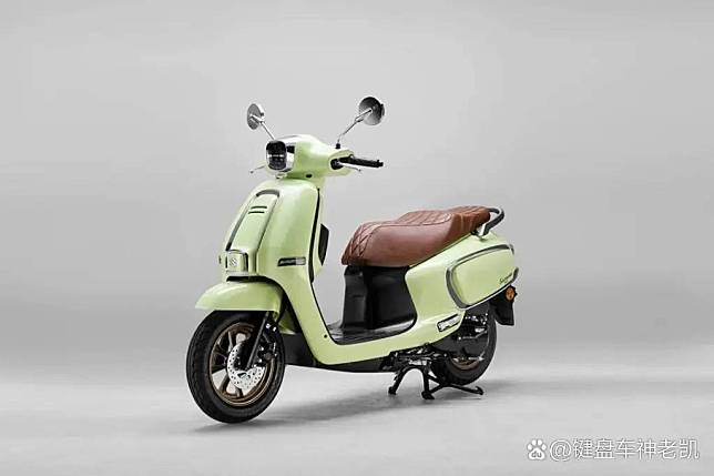 Tham vọng cạnh tranh Vespa, Suzuki trình làng xe ga mới thiết kế cực đẹp, giá tương đương 28 triệu đồng- Ảnh 2.