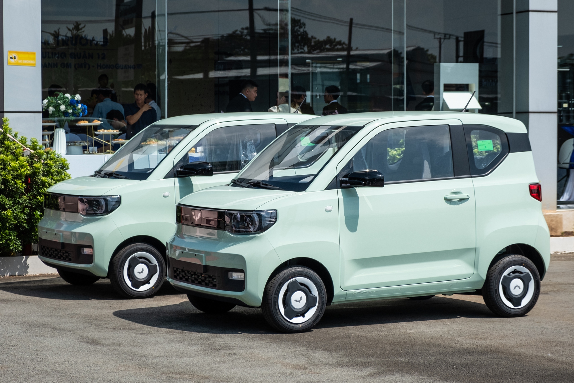 Wuling Mini EV giảm giá gần 60 triệu tại đại lý: Bản chạy 170km/sạc còn 197 triệu đồng, bản 'base' đã dọn kho hết hàng- Ảnh 3.