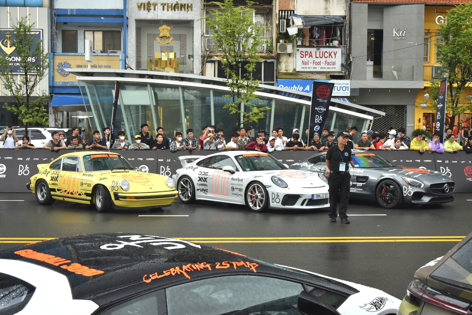 Cận cảnh dàn xe tham gia Gumball 3000: Đủ siêu xe đến siêu SUV, có cả bản giới hạn, bán tải và 2 xe VinFast- Ảnh 15.