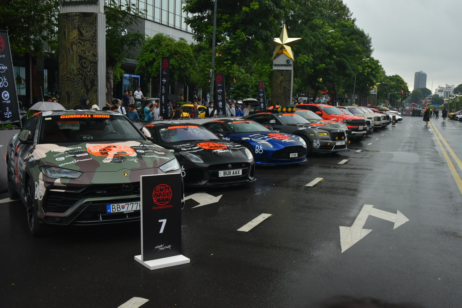 Cận cảnh dàn xe tham gia Gumball 3000: Đủ siêu xe đến siêu SUV, có cả bản giới hạn, bán tải và 2 xe VinFast- Ảnh 18.